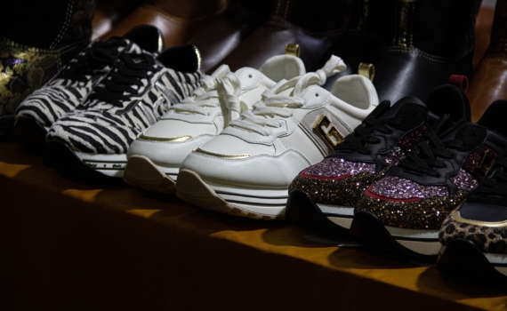 Гардеробная в 2 кв. м: как я уместила в мини-квартире без перепланировки