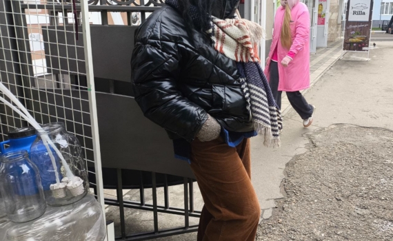 Пуховик после 50: что носить, чтобы выглядеть моложе и стройнее — советы по фасону и цвету Пуховик после 50: что носить, чтобы выглядеть моложе и стройнее — советы по фасону и цвету