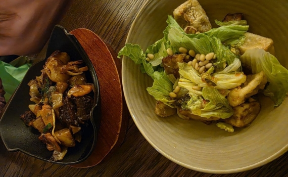 Встречайте Новый год у стола, а не у плиты: легкое праздничное меню на 2026 — гости оценят Встречайте Новый год у стола, а не у плиты: легкое праздничное меню на 2026 — гости оценят