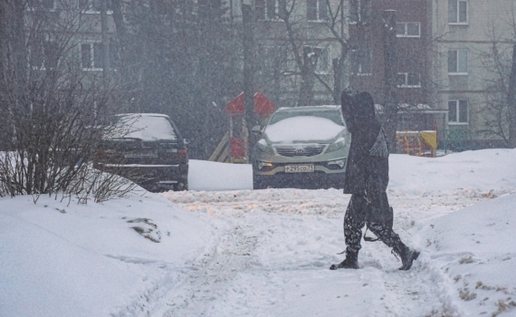 Как утеплить обувь на морозе: лайфхак с фольгой, который спасет ноги — очень простой способ Как утеплить обувь на морозе: лайфхак с фольгой, который спасет ноги — очень простой способ