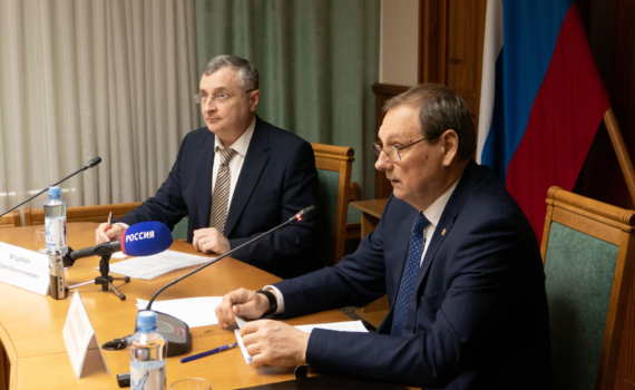 Томские силовики за год перекрыли 25 межрегиональных каналов поставки наркотиков Томские силовики за год перекрыли 25 межрегиональных каналов поставки наркотиков